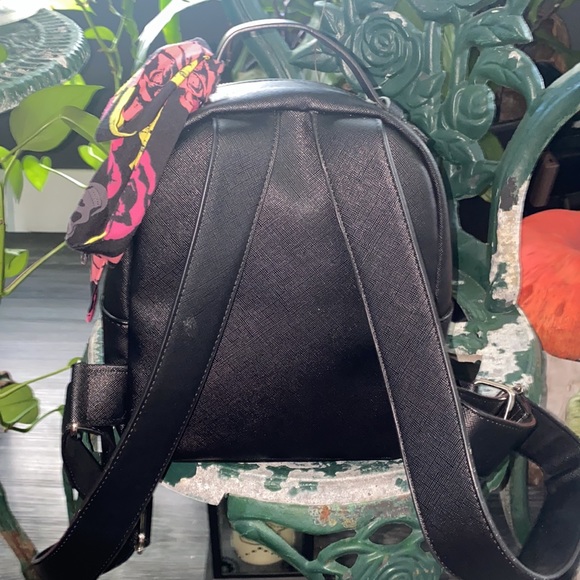 Betsey Johnson skull backpack - Picture 5 of 7